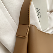 Kit Bolsa e Necessaire Feminina - Slim Luxury Kit